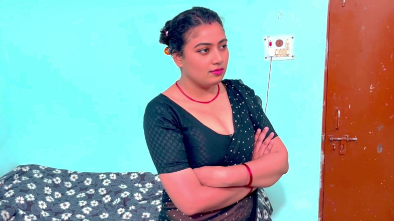 Hotty_ragini: Madrastra compartió cama individual y hizo feliz a su hijastro,...