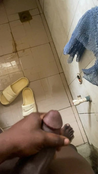 Solo Cum Pour