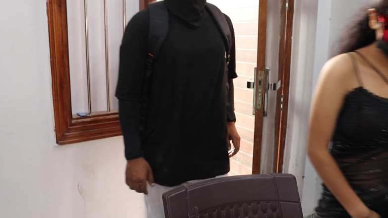 Ashok ashok: L'insegnante di lezioni femminile si scopa studentessa, indiana desi hot...
