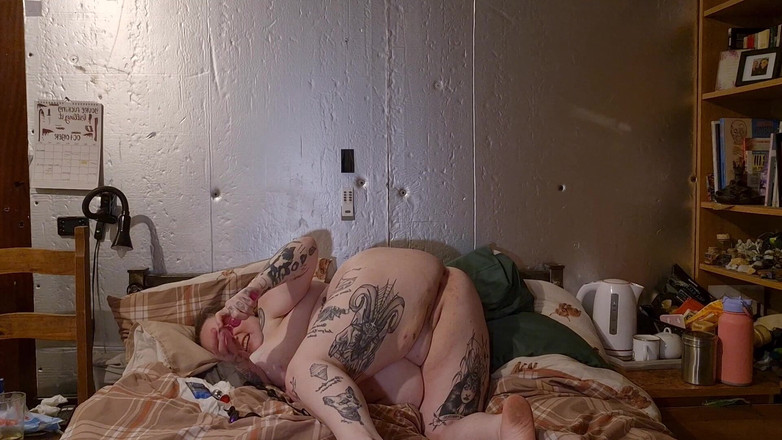 Bambi_beauty1: Extravaganța de antrenament anal, partea 1