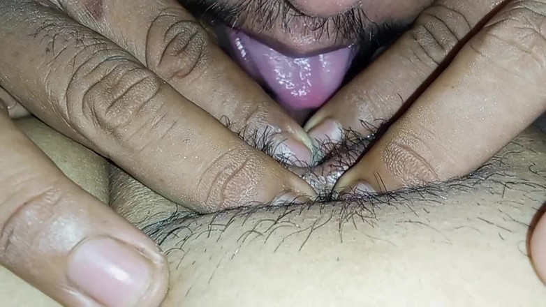 Babang endut: Memek Tante Jilat Klitoris