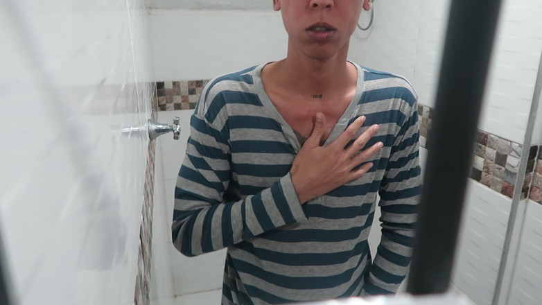 Elchicle TV: Come and Shower with Me, I Want Company, Do You...