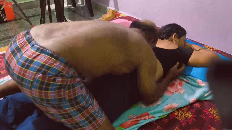 Sexy sindu: มัลลูสินดูเย็ดสุดมันส์กับภรรยา