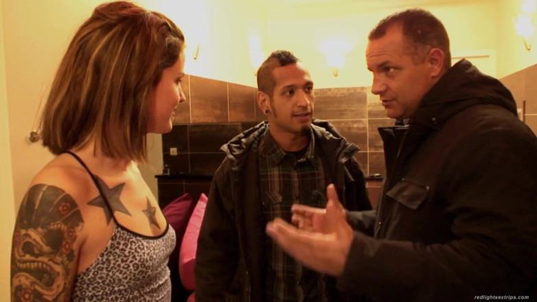 Red light sex trips: Scopata hardcore interrazziale - redlightsextrips