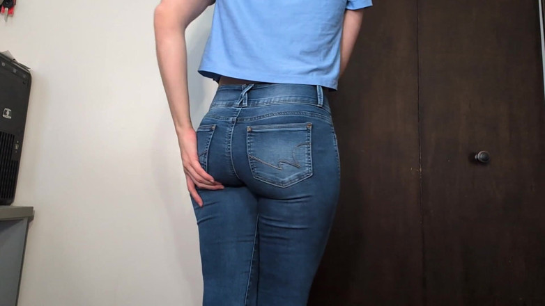Mimiandevan: Tricou și blugi Strip. Orgasm solo cu tachinare