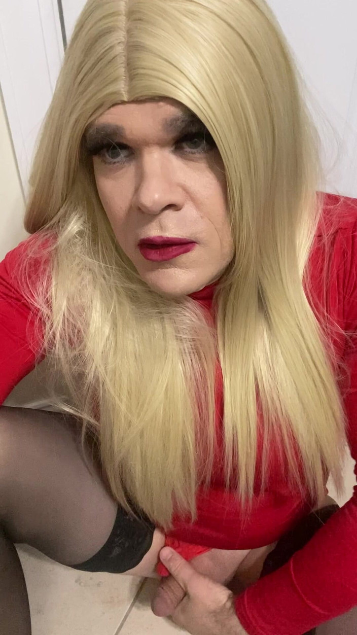 MadisonCD2025: Seks odaklı azgın travesti edepsizce konuşuyor ve sonra erkek arkadaşına...