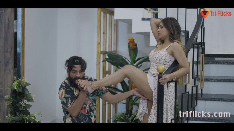 Triflicks: Garmi S02e01 Cute Sexy i Perfect Desi Bhabhi Zoya Rathore...