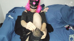 BigBoobCat: Mặt nạ âm hộ của tôi làm cho tôi rất nghịch...