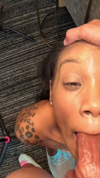 Cheating Ebony Slut Gets Holes Used While Her Boyfriend Is at Work