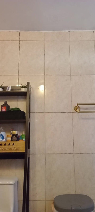 Chubbytits16: Nasıl oluyor da hiçbir erkek büyük göğüslerimi emmek istemiyor