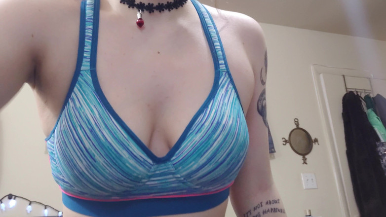 lilredvelvettt: Provando tutti i miei reggiseni