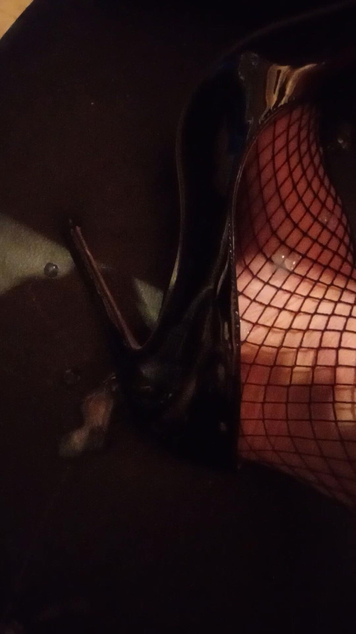 Georgia cross: Pulă mare ejaculează