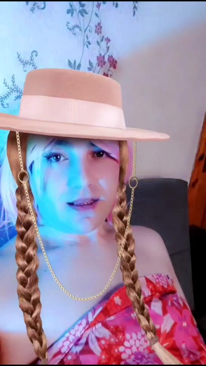 Kitty_Cross: Vampirish Beauty Attractive and Seductive