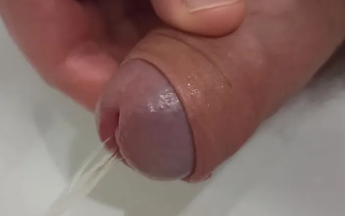 Kinky Guy: Foreskin Pissing and Playing. Close up POV