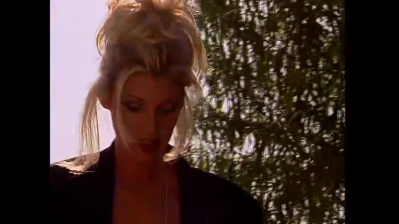 Out Sexxx: She Likes Cock Madly - Vol. #01