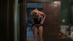 ATKIngdom: Okouzlující Paige Ashley Gabs při převlékání