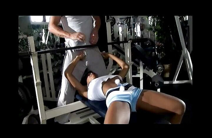 Outdoor pervs: Тренер дарит клиенту настоящую кардио-тренировку