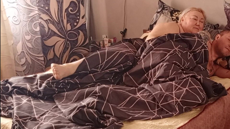 Zona901: Ho condiviso un letto con la mia matrigna l'ho scopata...