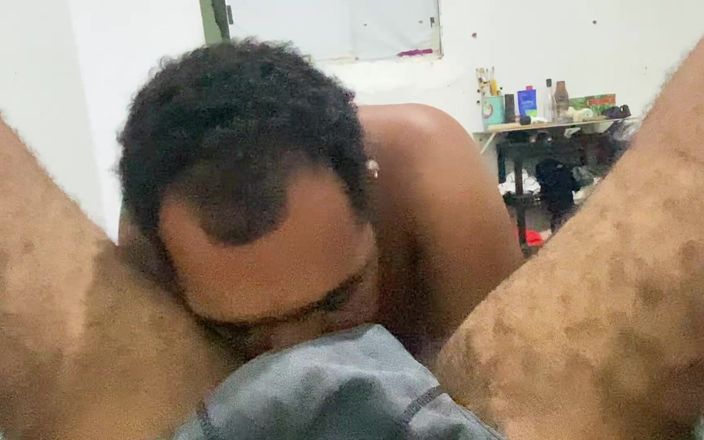 Couple 2 Black: 0388 我有压力，要求我老公吃