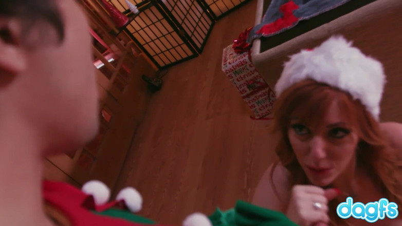 Dagfs: DAGFS - Mrs. Claus Lauren Phillips teaches a lesson to the...