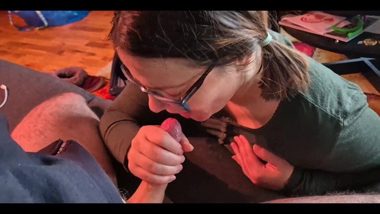 SwitchMixCouple: Onun için ilk oral seks videosu