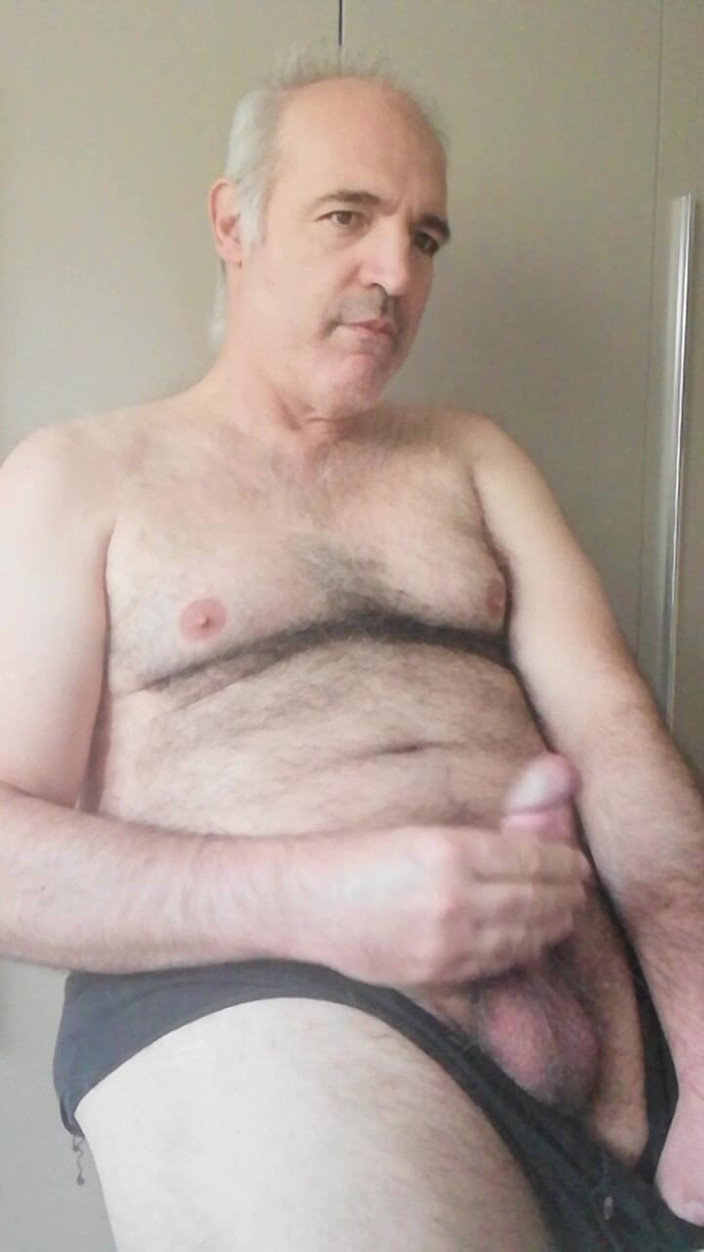 Setesesso7: Učitel vysvětluje lekci svému opakovanému studentovi