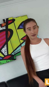 Amatoriale 19anni Latina fa anale per lavoro da modella!