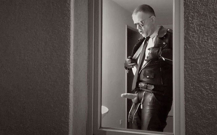 GERMANE_XL: Leather Man 4 Cock Play &amp; Piss Two Times