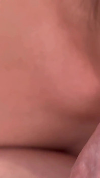 Ma belle-mère m’a sucé la bite et m’a bouché le cul