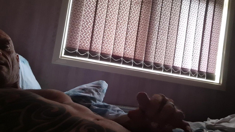 Acez: Male Hard Cum Shot