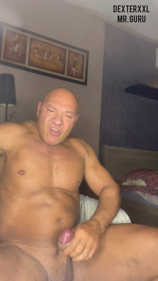 Dexterxxlfun: Bay guru vücut geliştirmeci baba arkadaş hanjob mastürbasyon videosu solo