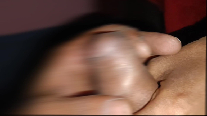 Desi Chamiya: Šukání Desi služky