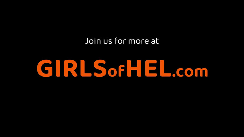 Girls of Hel: POV - BJと小さなアジアの継娘とのセックス