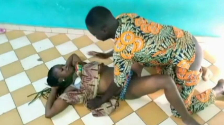 Viporn sex bais: Người phụ nữ đã kết hôn lừa dối chồng với hàng...