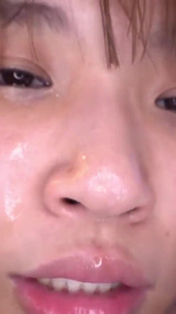 민감한 드라이브. 그녀는 도로 5 부에 논스톱 관심을 갈망