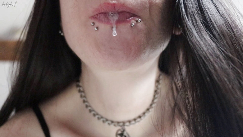 Fetpup: Buď mým plivá otrokem