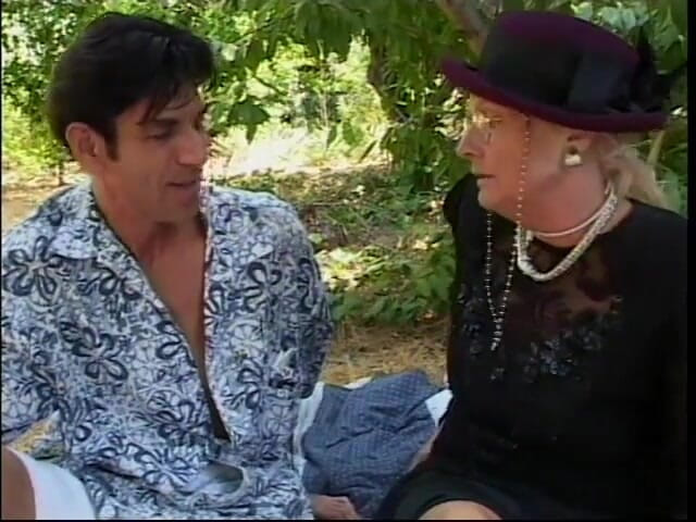 Meet my Pussy: Sex-crazed granny gets slammed from behind outdoors