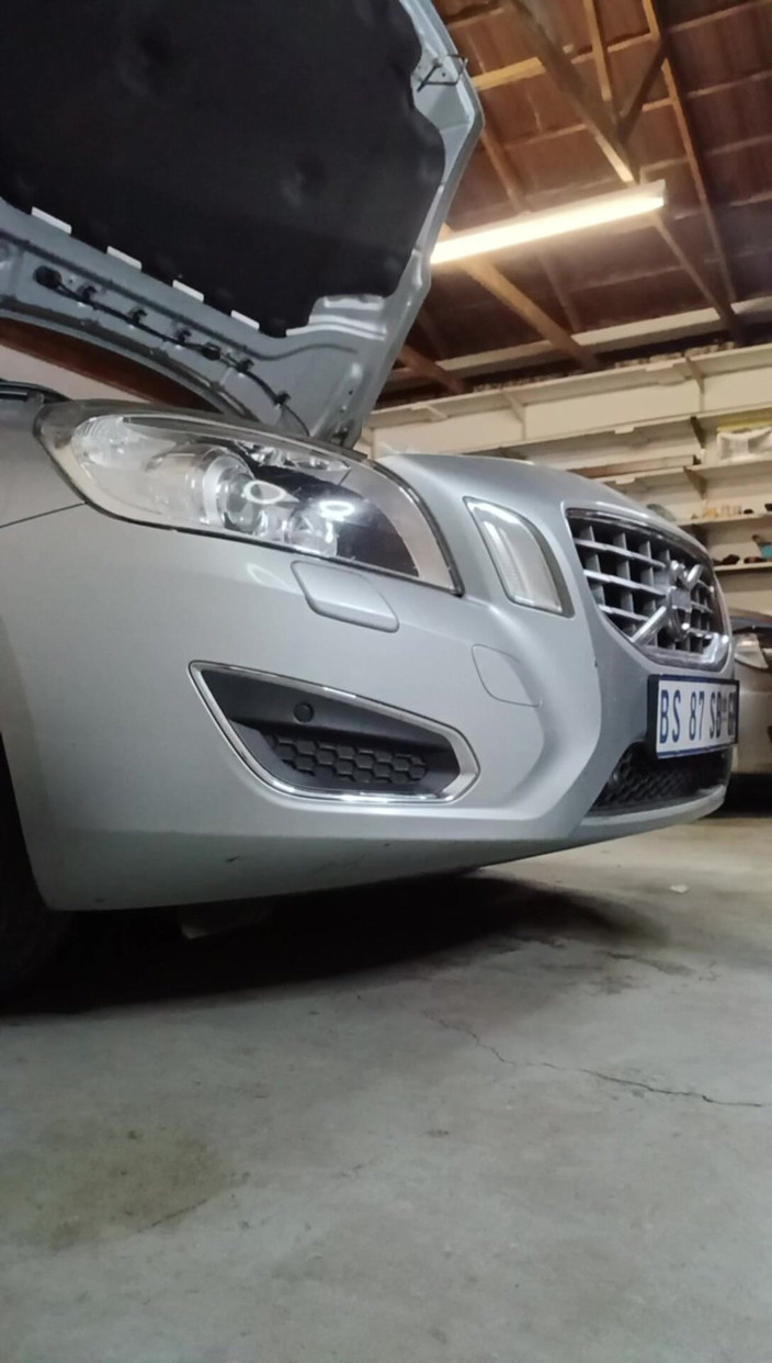 Mysticbabe8: Mein Auto brach zusammen und hatte einen geilen mechaniker, der...