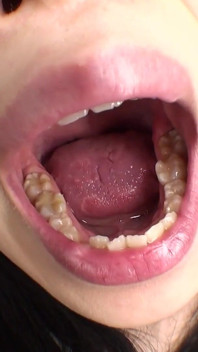 [amateur Girl Series] Amateur Yukari's Selfie of Her Tongue and Inside Her Mouth