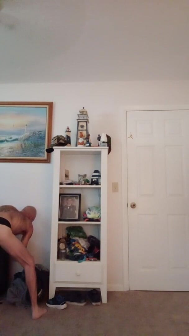 Let's watch: Lotion up and playing - solo