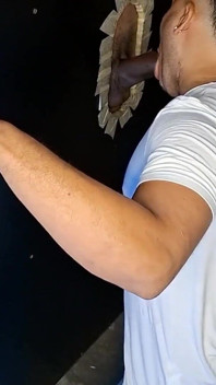 New Mouth to Adapt to Large Cocks