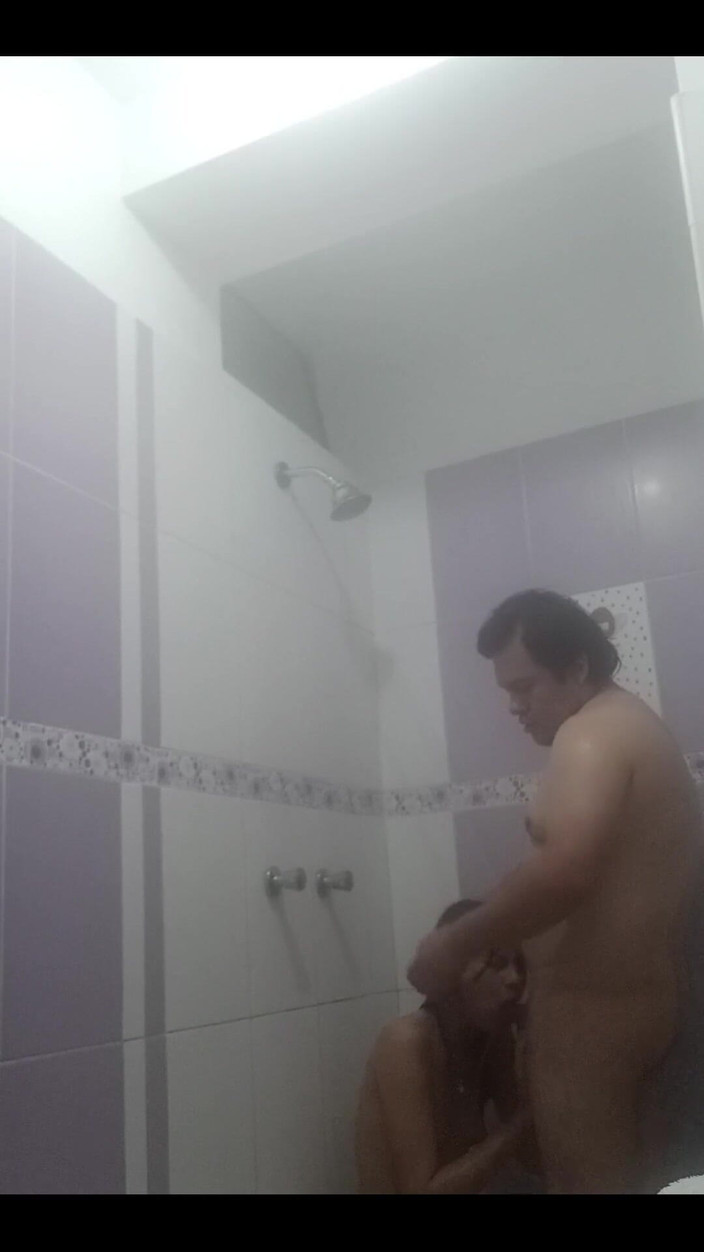 Blanquitoponedor: Як приємно ловити мене гарячою водою в душі