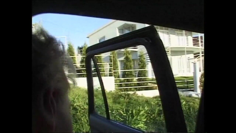 Deutschland porn: She Suck Two Big Hard Cock Before She Was Fucked