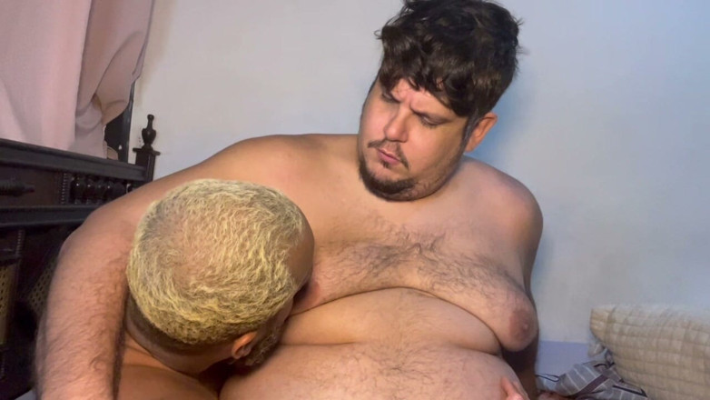 Kisserbrazil: Playing with the Plump Nipple