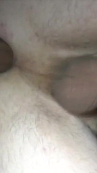 Ragazzo maturo scopato crudo da un ragazzo latino