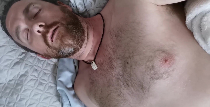 Dirty Talking Guy: Sledujte mé celé tělo