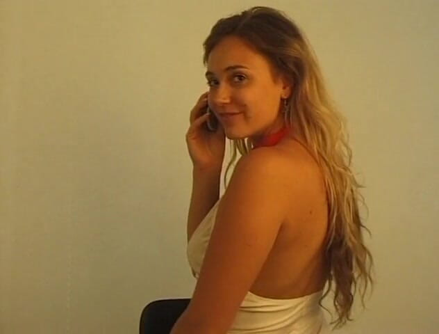 Flash Model Amateurs: Süper seksi genç kız seksi vücudunu göstermeyi seviyor