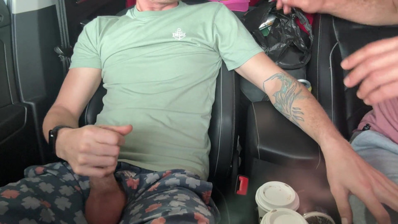 Icedflame: Cum Cream in Your Coffee?