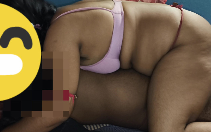 HOTWIFE2004: 热辣的性感人妻Ji