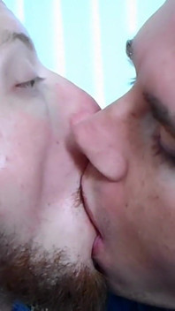 Hot Gay Kissing 30